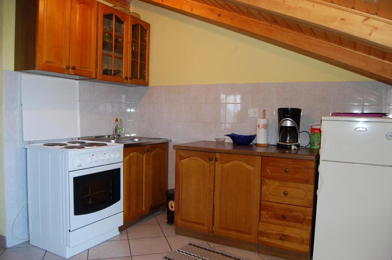 Apartment Ivan By El-Pi Tours Malinska Dış mekan fotoğraf