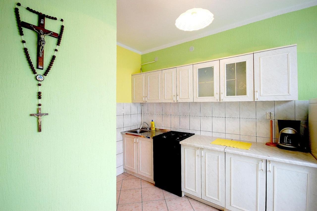 Apartment Ivan By El-Pi Tours Malinska Dış mekan fotoğraf